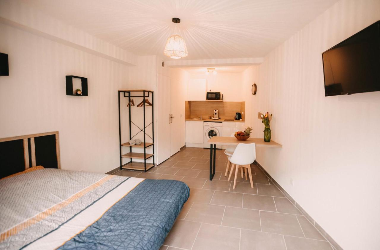 בסאנקון Franc-Bisontin - Unique ! 4 Logements Disponibles מראה חיצוני תמונה